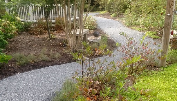 This Rubberway Rubberrock community path in Sterling, VA is safe, non-slip, and porous for stormwater management.