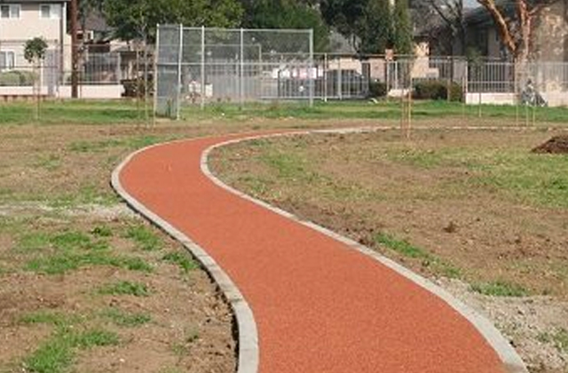 Rubberway Installed For Vanguard Learning Center Urban Greening Project